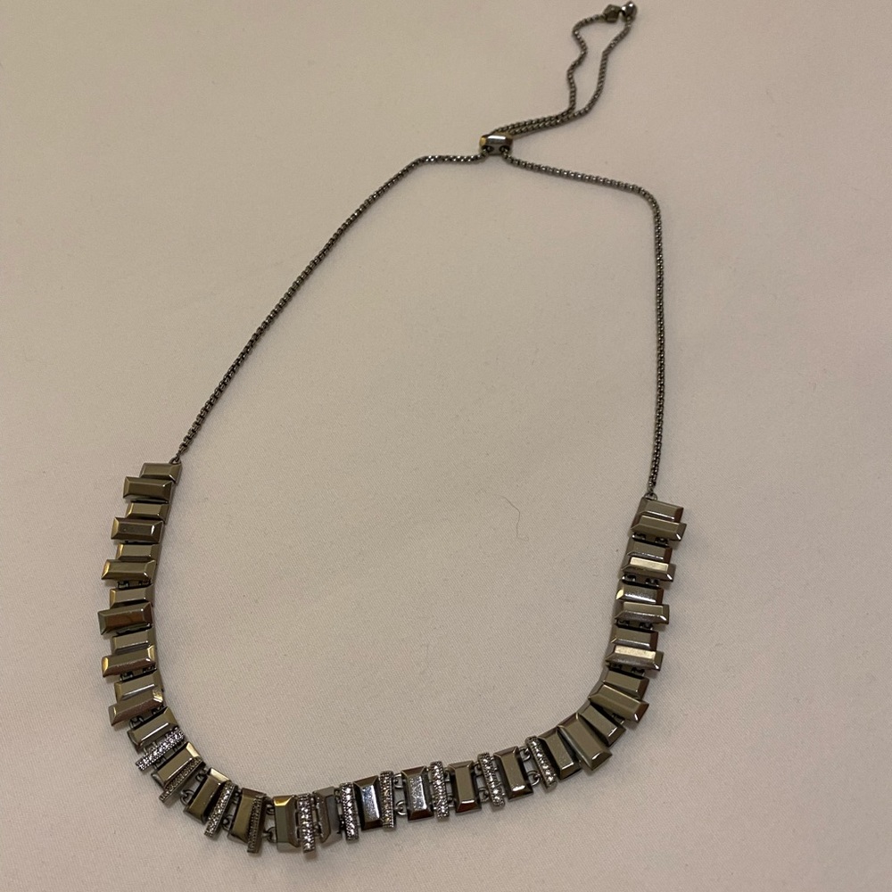 Kendra Scott Harper necklace in gunmetal